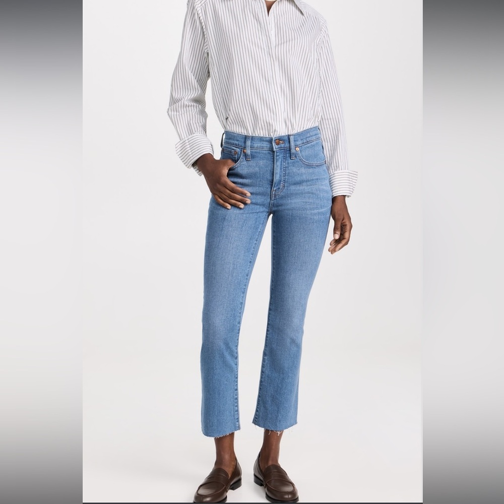 Madewell Mid-Rise Kick Out Jeans - size 27
